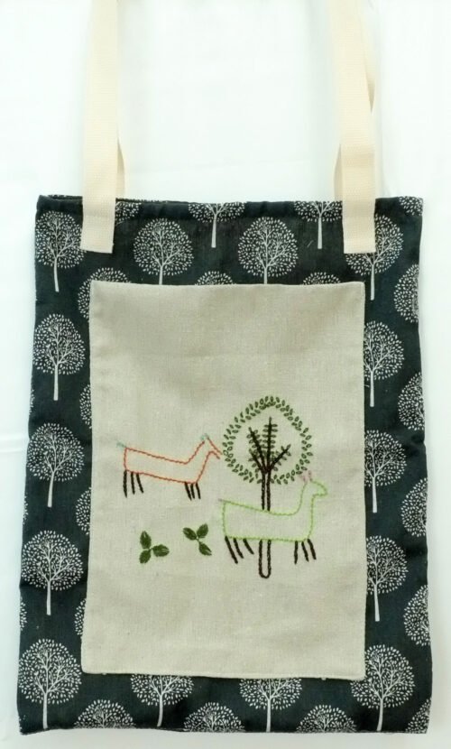 Bolsa inspirada en A Pedra das Cabras de Riveria