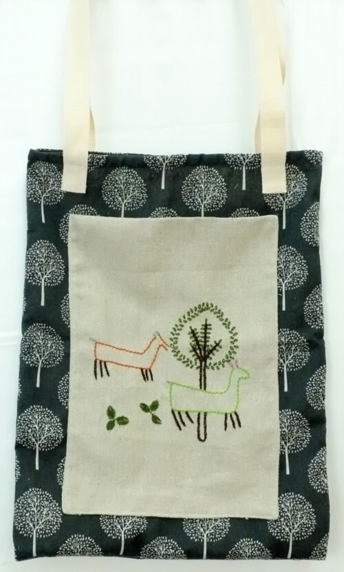 Bolsa inspirada en A Pedra das Cabras de Riveria