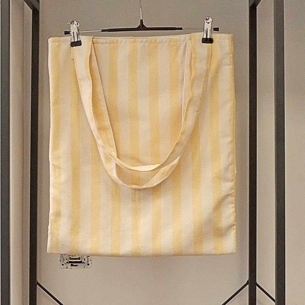 Bolsa inspirada en el laberinto de Foontemoureira de Serra de Outes