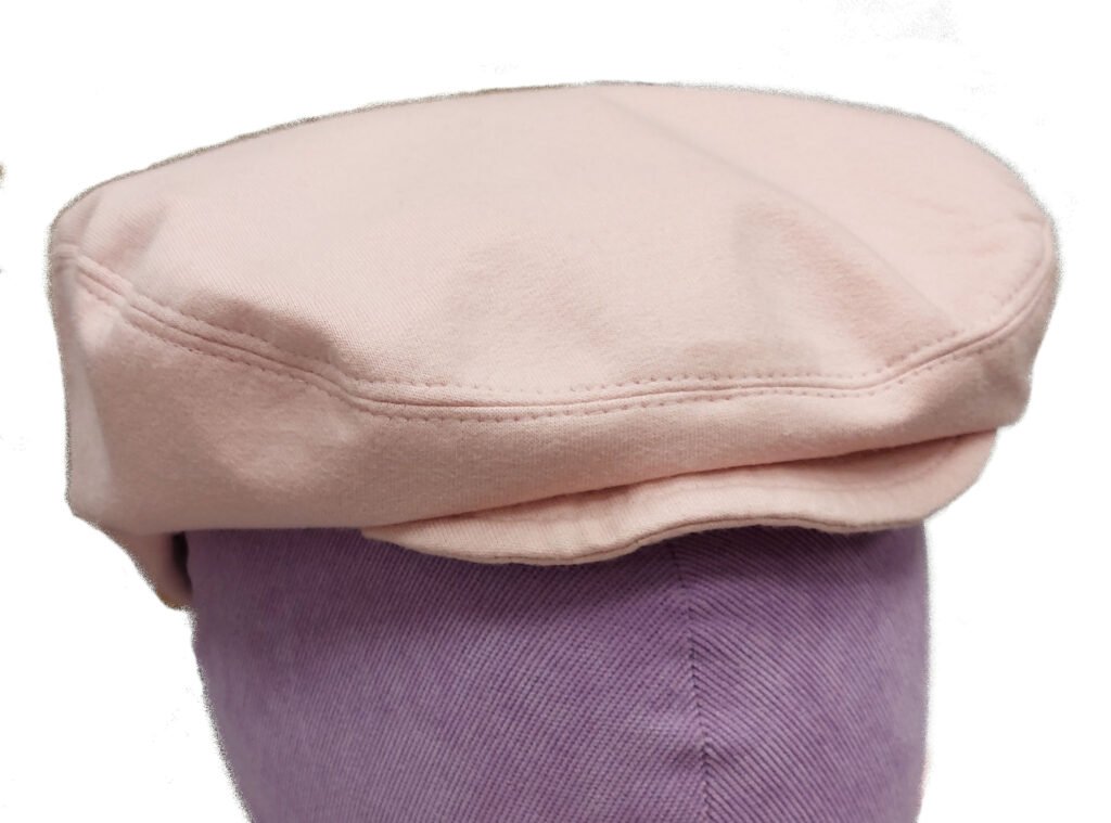 Gorra punto rosa