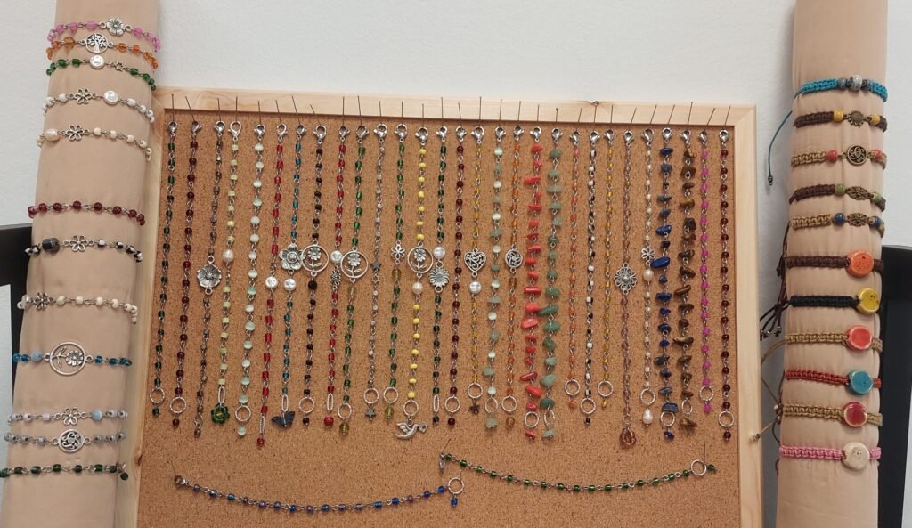 Pulseras de rocallas engarzadas